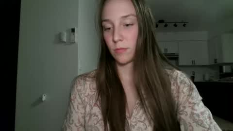 Snapshot of daddysssgoodgirl chatting on October 22, 2025, 5:41 am daddys good girl online show from October 22, 2025, 5:41 am