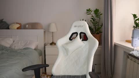 Daddys Trouble online show from December 24, 2024, 5:49 am