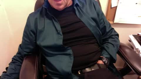 dadooronron69 online show from September 25, 2025, 5:16 pm