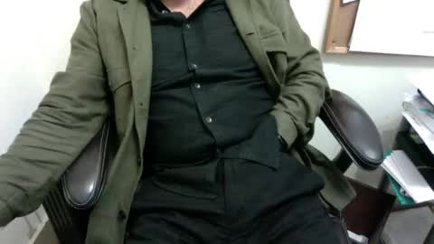 dadooronron69 online show from October 9, 2025, 5:22 pm