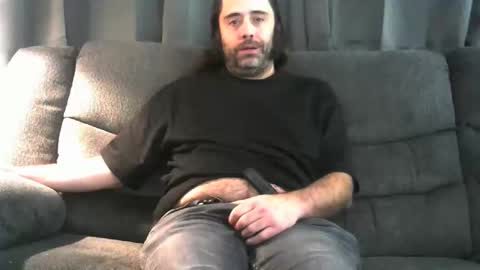 dafanm online show from November 19, 2025, 5:18 am