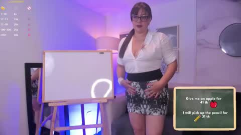 Snapshot of dafne_00 chatting on January 31, 2025, 11:46 am Dafne online show from January 31, 2025, 11:46 am