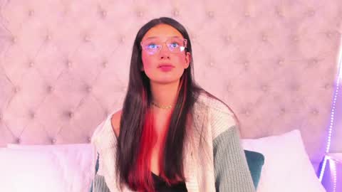 Snapshot of dafne_bss chatting on June 5, 2026, 9:04 am dafne_bss online show from June 5, 2026, 9:04 am