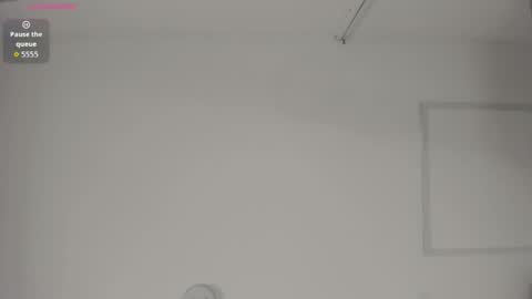 dafne_evaans online show from May 9, 2026, 11:15 am