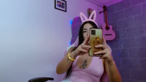 dafne_hot77 online show from April 11, 2026, 5:28 pm