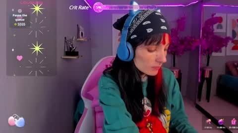 dafne huges online show from February 2, 2025, 12:35 pm