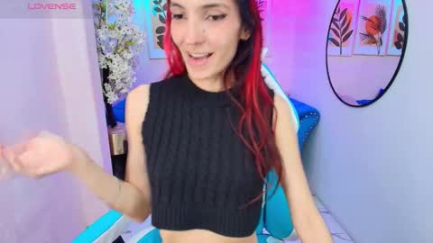 dafne huges online show from November 13, 2025, 8:30 pm