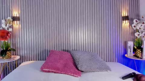 dafnecox online show from March 19, 2026, 3:10 am