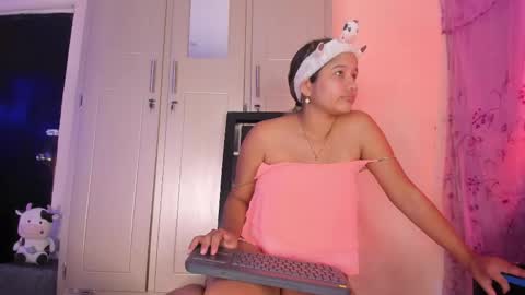 Snapshot of dafnezahira20 chatting on May 23, 2026, 7:40 pm dafnezahira20 online show from May 23, 2026, 7:40 pm