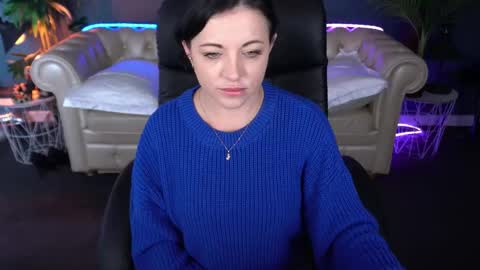 Dafni Mon online show from April 22, 2026, 1:01 pm