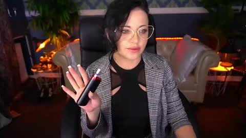 Snapshot of dafni_mon chatting on May 26, 2026, 5:36 am Dafni Mon online show from May 26, 2026, 5:36 am