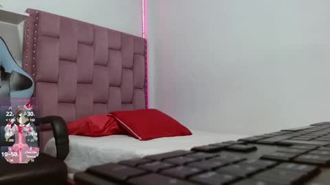 DAFNNE online show from March 5, 2025, 12:11 pm