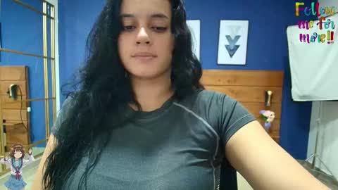  Dahiana  online show from October 5, 2025, 8:18 pm
