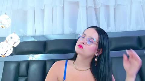 Dahiana online show from October 15, 2025, 11:32 am