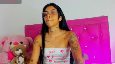    online show from April 14, 2026, 10:05 pm