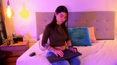 Snapshot of dahliacielo chatting on March 28, 2026, 1:43 pm Dahlia Cielo online show from March 28, 2026, 1:43 pm