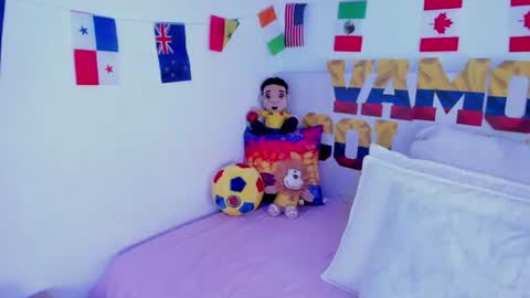 Snapshot of dahliacielo chatting on June 21, 2026, 1:03 pm Dahlia Cielo online show from June 21, 2026, 1:03 pm