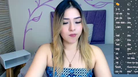 Dahlia online show from December 12, 2024, 1:17 pm