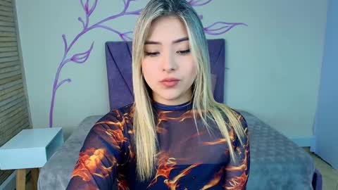 Dahlia online show from February 3, 2025, 11:05 pm
