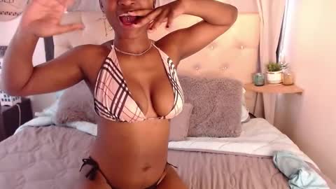 DAHYAN online show from February 24, 2025, 8:58 pm