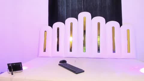 daicell juliana online show from December 5, 2024, 1:49 pm