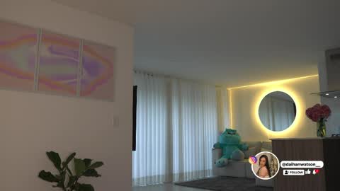 Snapshot of daihanwatson_ chatting on May 20, 2026, 10:49 pm Dai independent online show from May 20, 2026, 10:49 pm