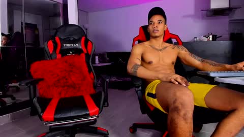 daikokuten_ online show from February 12, 2025, 2:03 am