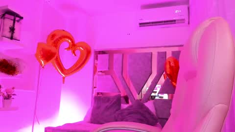 Snapshot of daila_01 chatting on February 15, 2025, 6:12 am Daila online show from February 15, 2025, 6:12 am