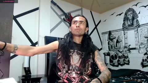 Snapshot of daimon_rock01 chatting on January 15, 2025, 4:15 am felipe online show from January 15, 2025, 4:15 am