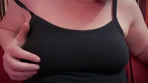 Snapshot of dairystation chatting on July 1, 2026, 5:31 am Mx Mommy Moo online show from July 1, 2026, 5:31 am