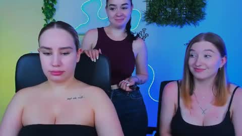 Snapshot of daisy_candy chatting on July 17, 2026, 7:19 pm Little Di online show from July 17, 2026, 7:19 pm