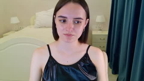 Snapshot of daisy_heart chatting on June 12, 2026, 4:44 am Daisy online show from June 12, 2026, 4:44 am