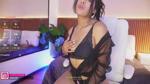 Snapshot of daisy_lit chatting on May 5, 2026, 8:50 pm Daisy online show from May 5, 2026, 8:50 pm
