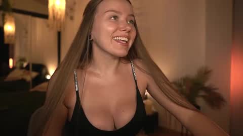 Snapshot of daisy_stacey chatting on June 15, 2026, 7:27 pm Stacey online show from June 15, 2026, 7:27 pm