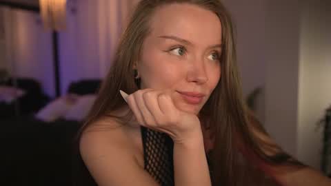 Snapshot of daisy_stacey chatting on July 14, 2026, 7:19 pm Stacey online show from July 14, 2026, 7:19 pm