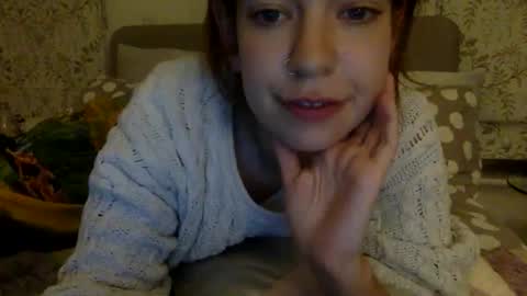 DaisyB3 online show from October 17, 2025, 10:23 pm