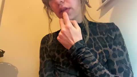 Snapshot of daisybaby699 chatting on April 23, 2026, 7:41 am DaisyB3 online show from April 23, 2026, 7:41 am