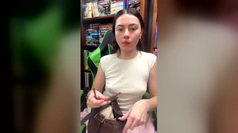 Snapshot of daisycollins1111 chatting on May 17, 2026, 12:41 am Daisy online show from May 17, 2026, 12:41 am