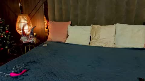 daisydelight_ online show from January 12, 2026, 12:05 am