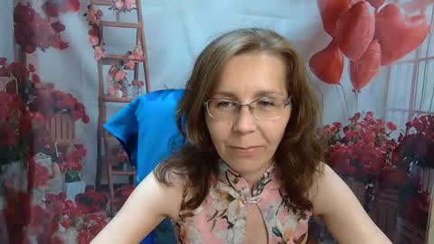 Snapshot of daisyedit chatting on July 13, 2026, 11:24 am DaisyEdit online show from July 13, 2026, 11:24 am