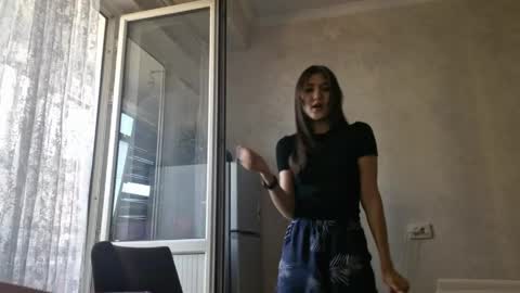 Snapshot of daisyzebley chatting on May 16, 2026, 10:36 am Jasmin online show from May 16, 2026, 10:36 am