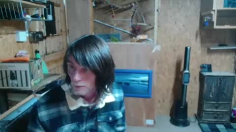 Snapshot of daiwants2fku chatting on April 1, 2026, 8:39 pm dave online show from April 1, 2026, 8:39 pm