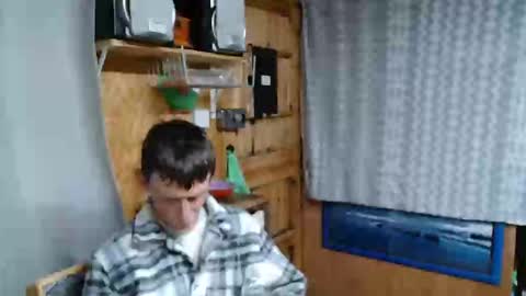 Snapshot of daiwants2fku chatting on June 3, 2026, 10:59 pm dave online show from June 3, 2026, 10:59 pm