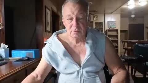 dakit online show from November 6, 2025, 2:18 pm