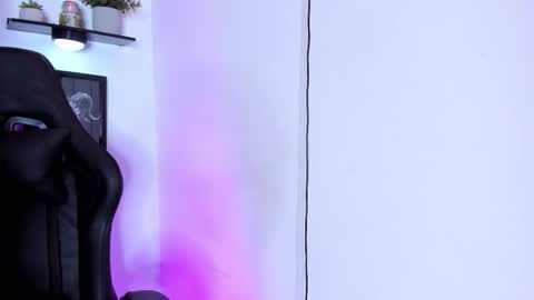 Dako online show from November 20, 2025, 2:34 am