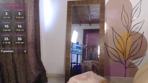    online show from October 12, 2025, 6:29 pm