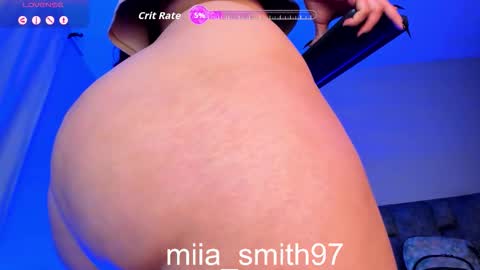 mia online show from October 12, 2025, 9:58 pm