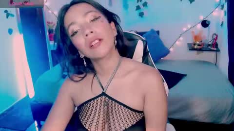 Snapshot of dakota_ro chatting on September 19, 2025, 6:41 pm Caroliina online show from September 19, 2025, 6:41 pm