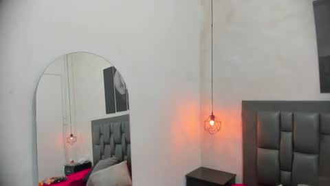 Dakota  online show from October 28, 2025, 12:09 pm