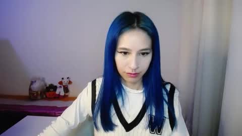 Maca online show from November 10, 2025, 10:20 pm